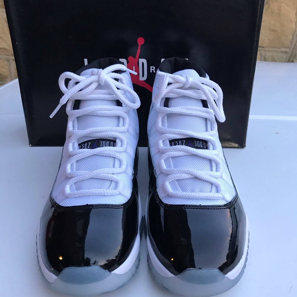 Jordan 11 Concord - Picture 2 of 6